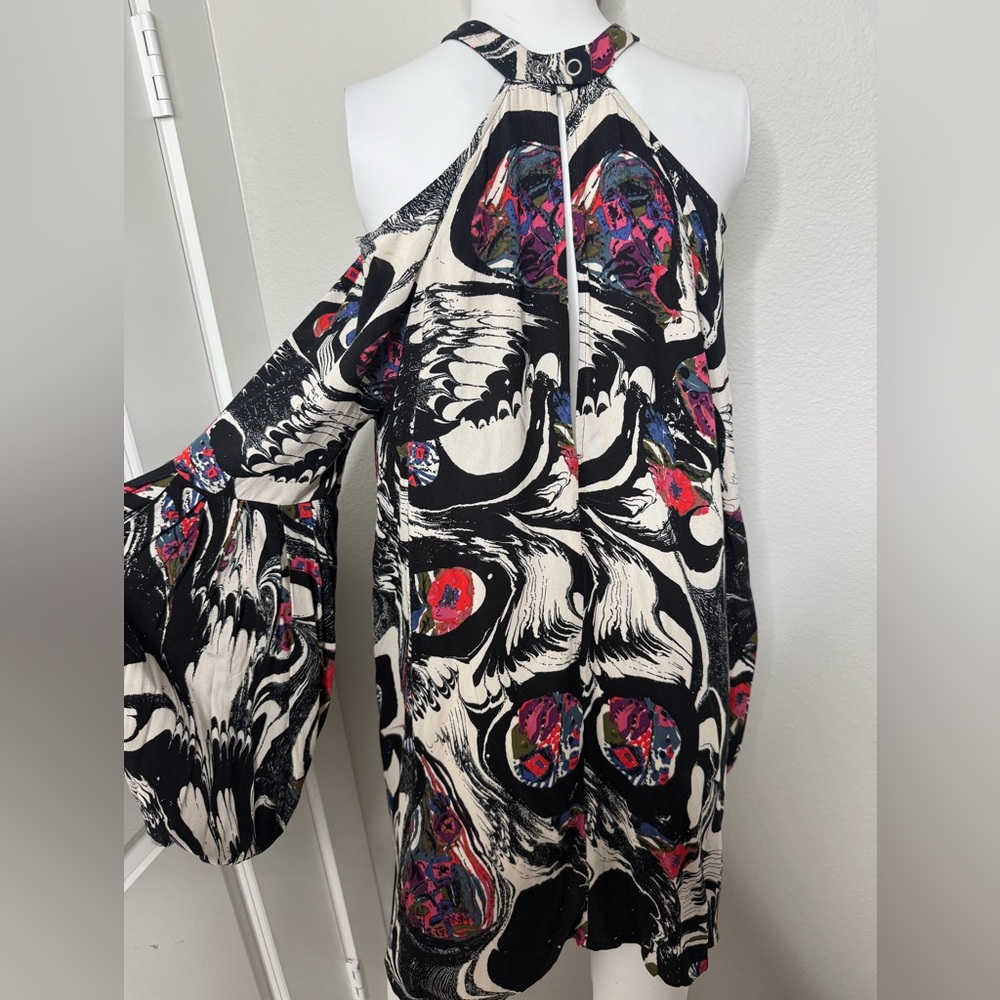 Free People Drift Away Black Print Cold Shoulder Tunic Top S - Picture 4 of 5